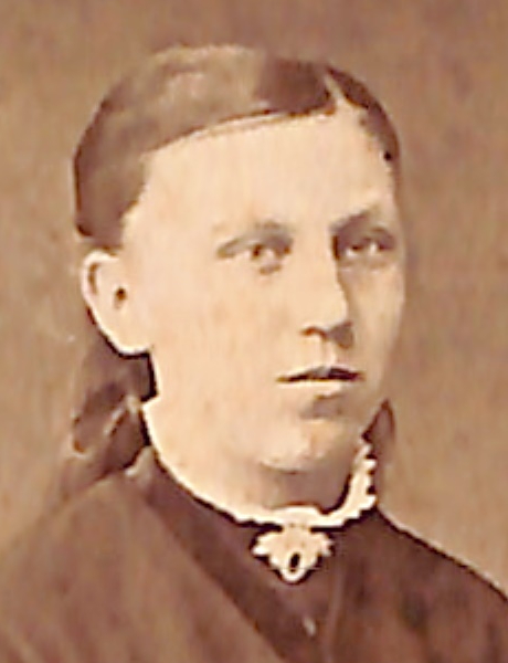 minna-sjogren-married-carlsten-portrait.jpg